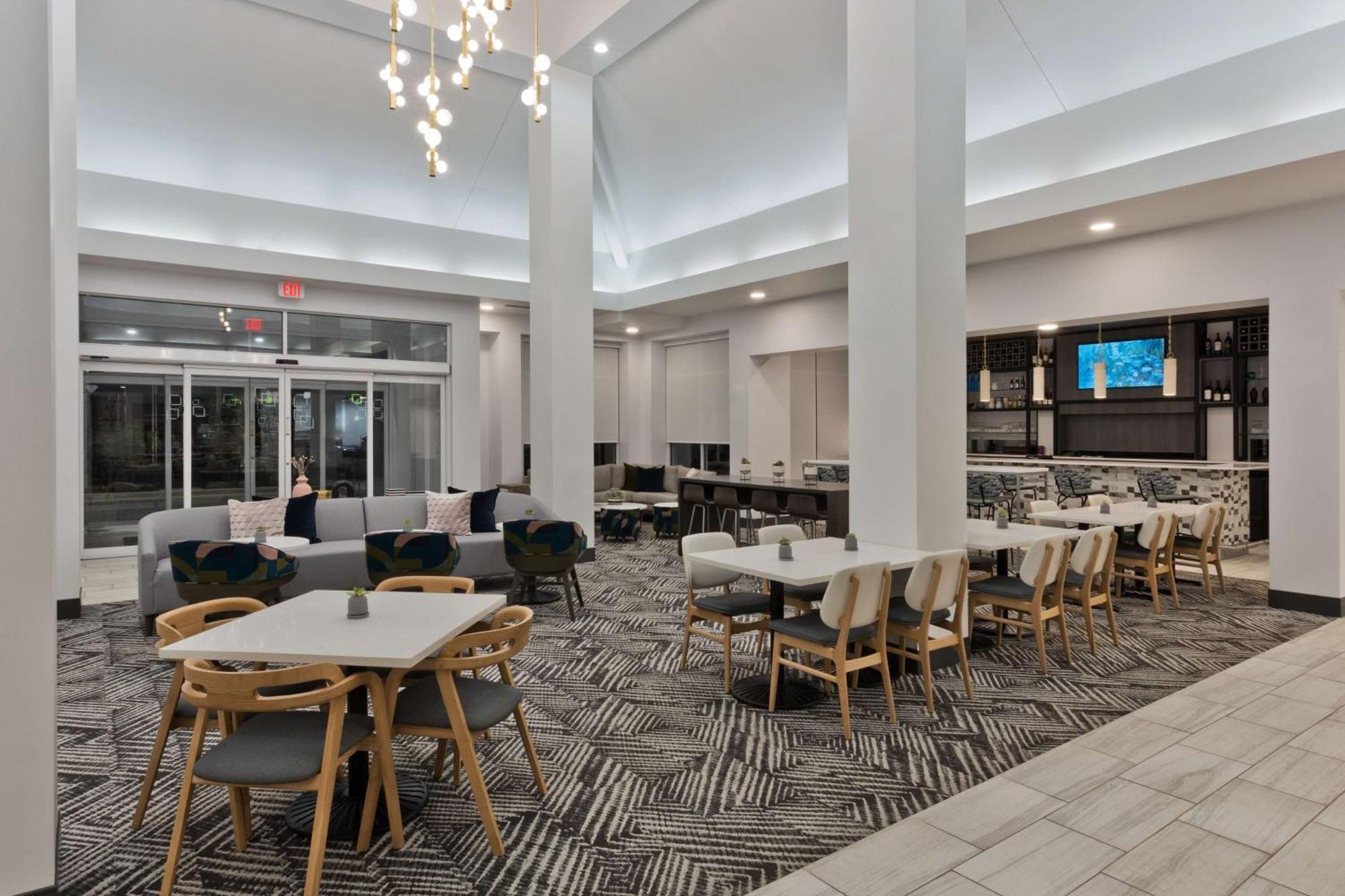 Hilton Garden Inn Birmingham Se/Liberty Park Экстерьер фото