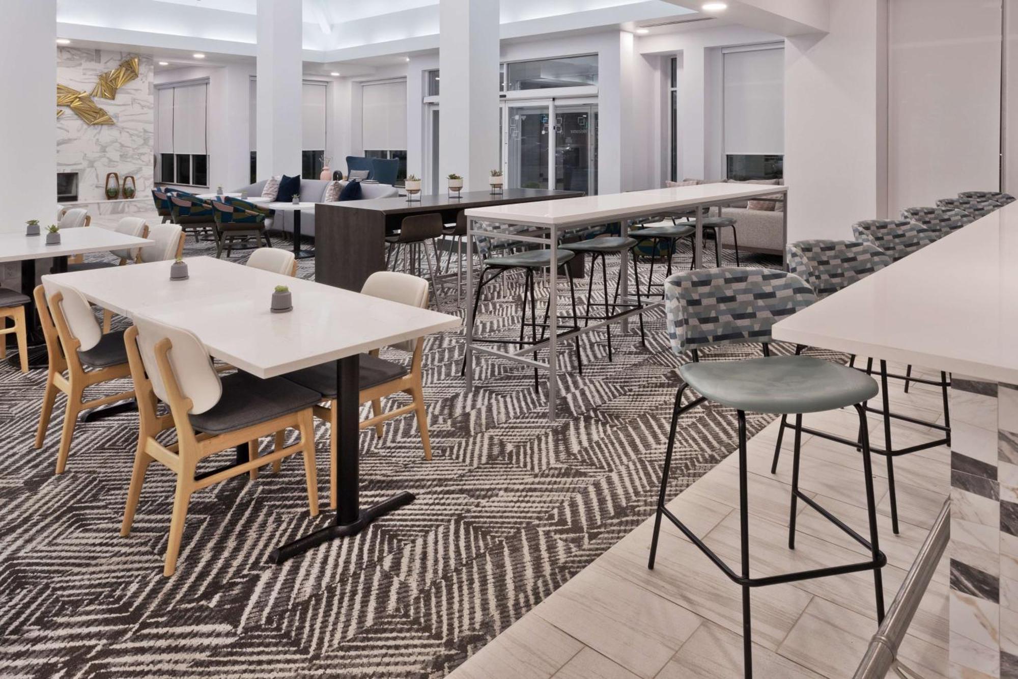 Hilton Garden Inn Birmingham Se/Liberty Park Экстерьер фото