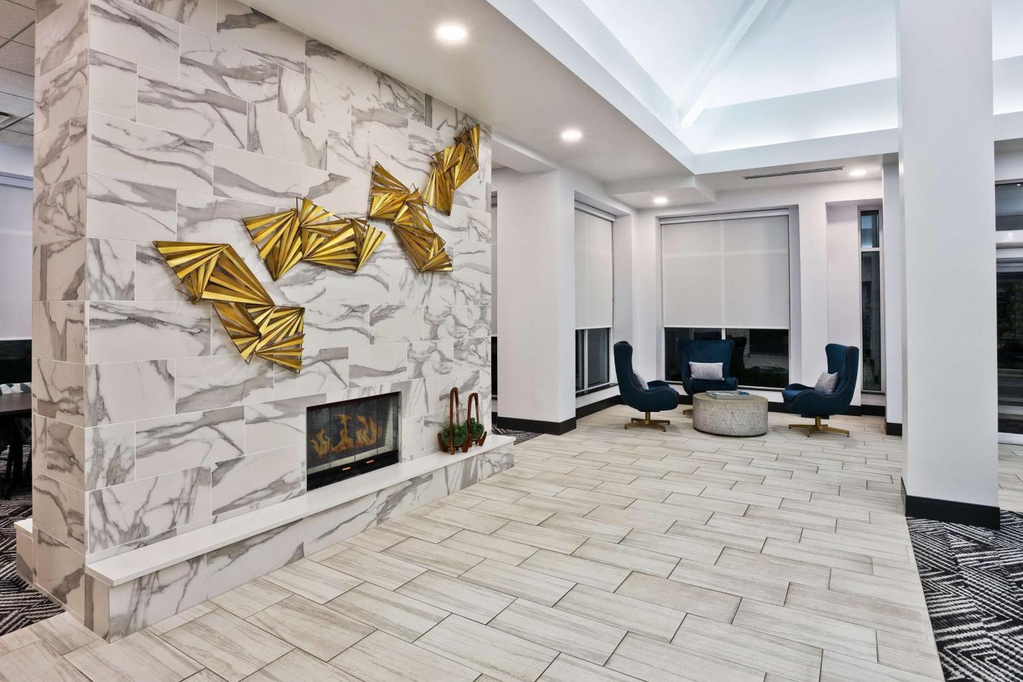 Hilton Garden Inn Birmingham Se/Liberty Park Экстерьер фото