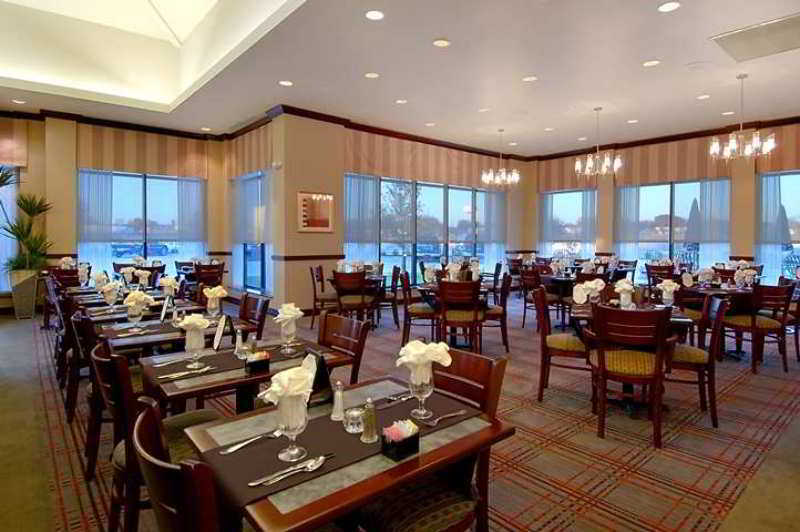 Hilton Garden Inn Birmingham Se/Liberty Park Ресторан фото
