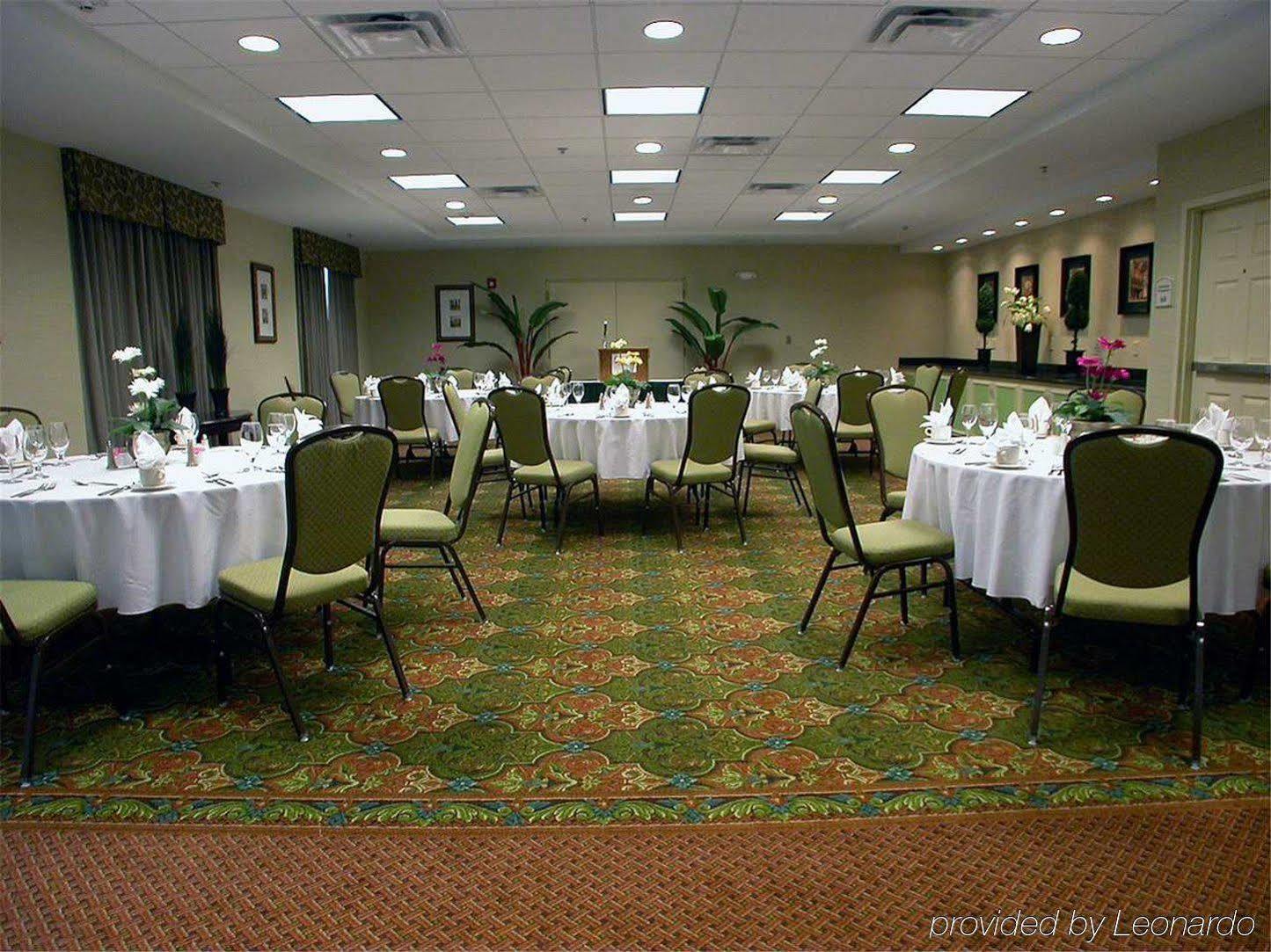 Hilton Garden Inn Birmingham Se/Liberty Park Ресторан фото