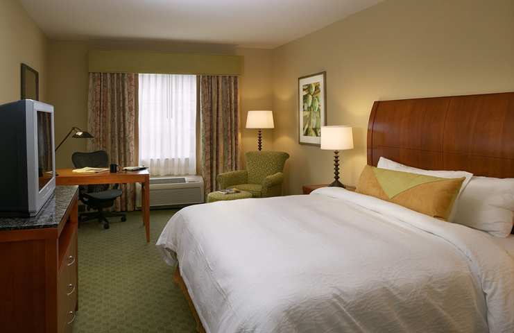 Hilton Garden Inn Birmingham Se/Liberty Park Экстерьер фото